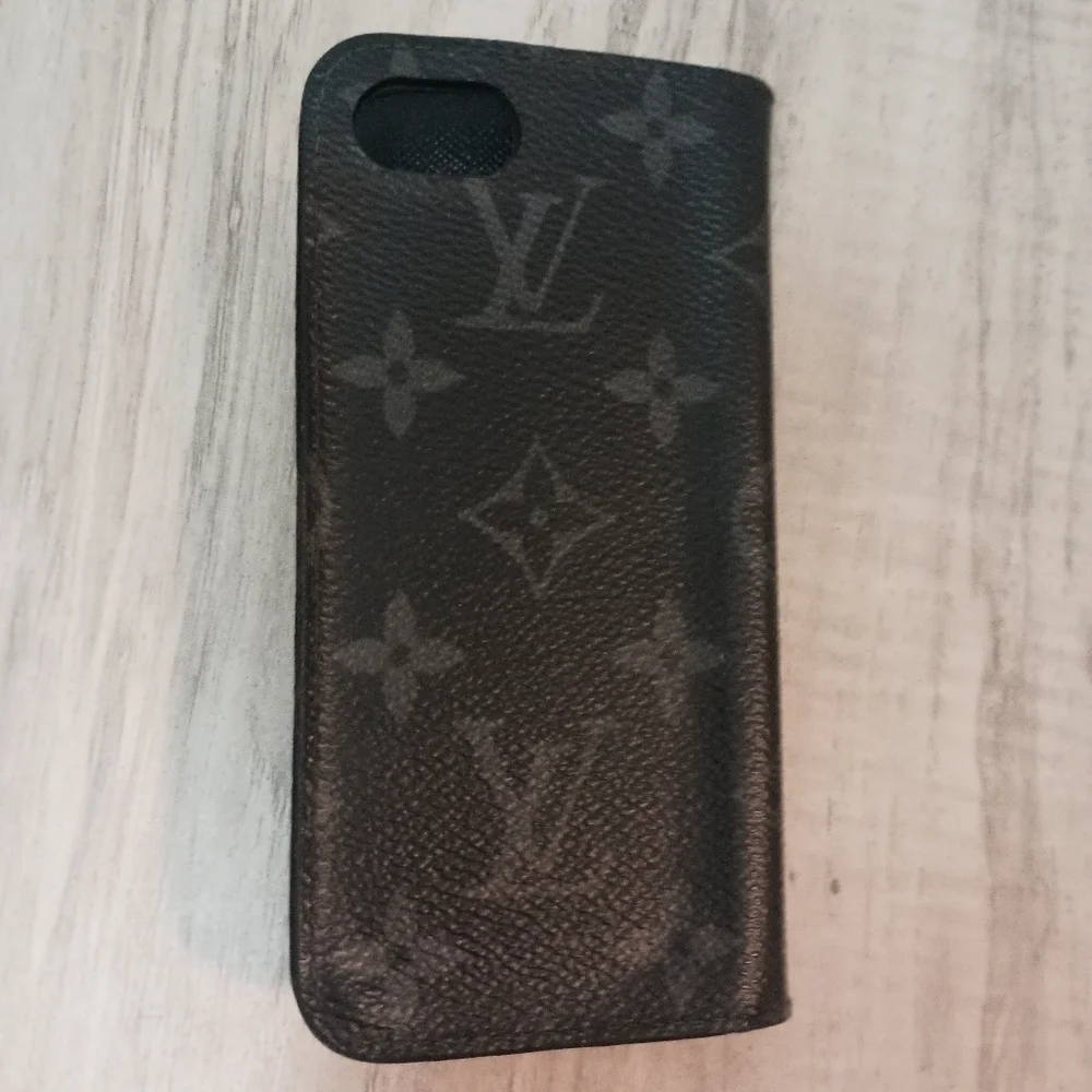 Authentic Louis Vuitton Monogram Phone Folio Case iPhone 7 Plus iPhone 8 Plus